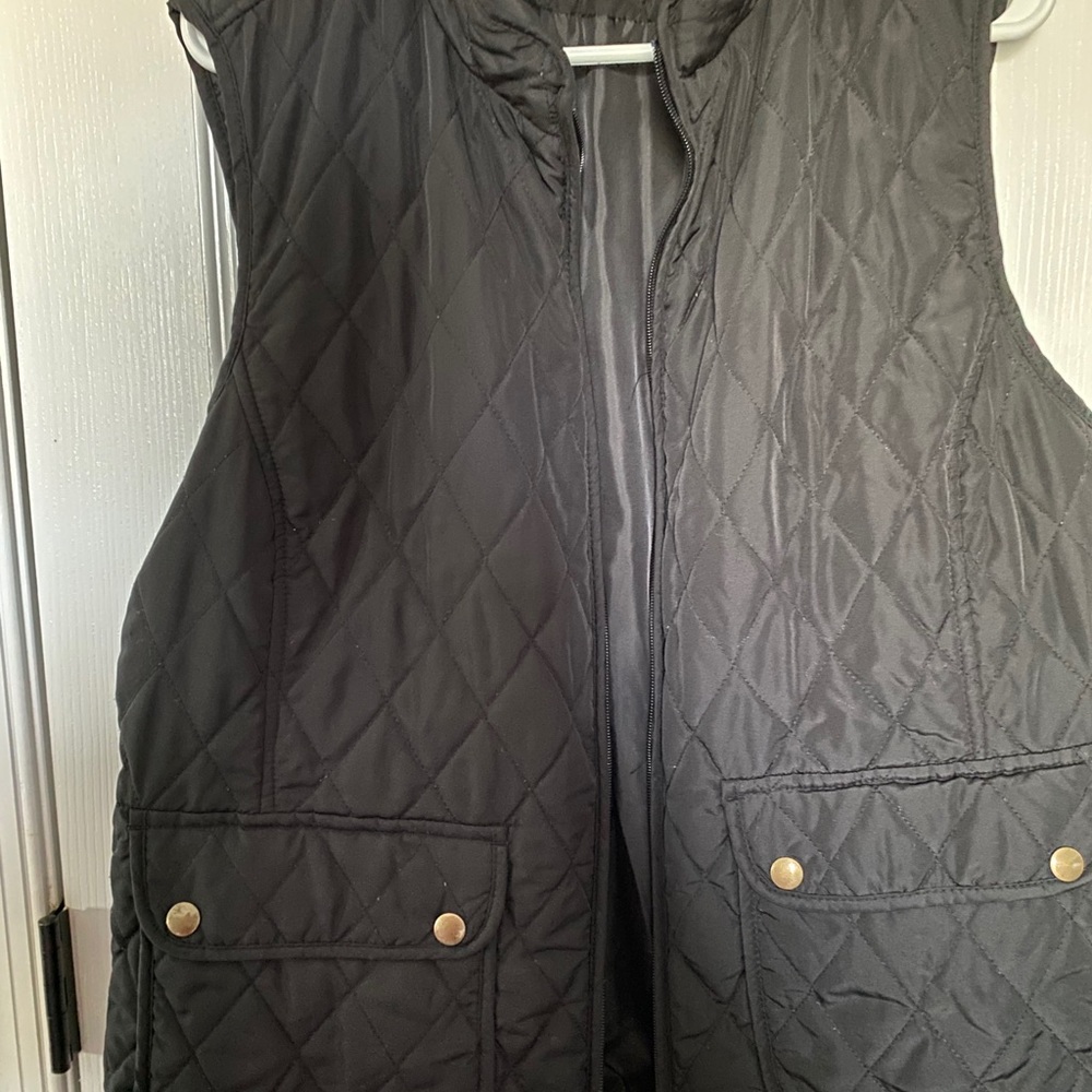 Black vest XXl